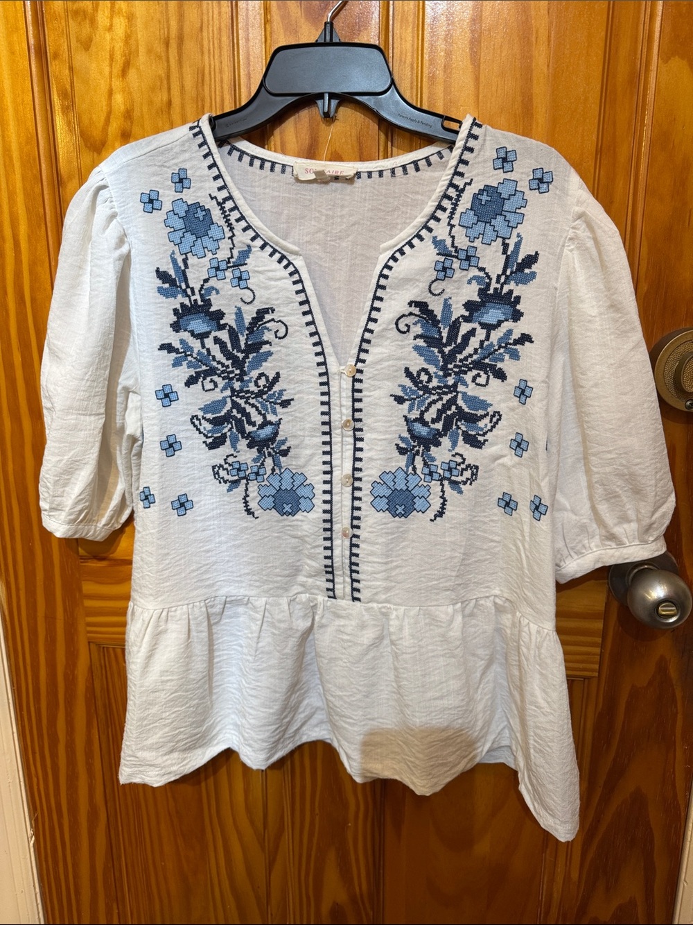 Solitaire White Tunic with Blue Embroidered Floral Motif
